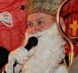 Święty Mikołaj do dzieci wyszedł oknem