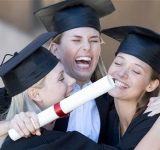 Opłaty i wstrzymywanie wydania świadectwa niezgodne z prawem