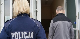 Policja Racibórz: Mężczyzna zatrzymany za kradzież rynien