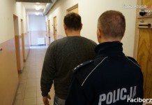 Policja Racibórz: Mężczyzna zatrzymany za kradzież i jazdę bez uprawnień