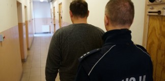 Policja Racibórz: Mężczyzna zatrzymany za kradzież i jazdę bez uprawnień