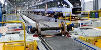 Tokarka model UGE 300 N RAFAMET Kuźnia Raciborska