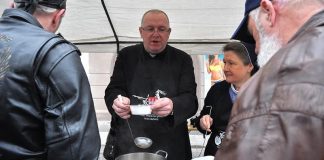 sniadanie wielkanocne rynek raciborz src motocykle