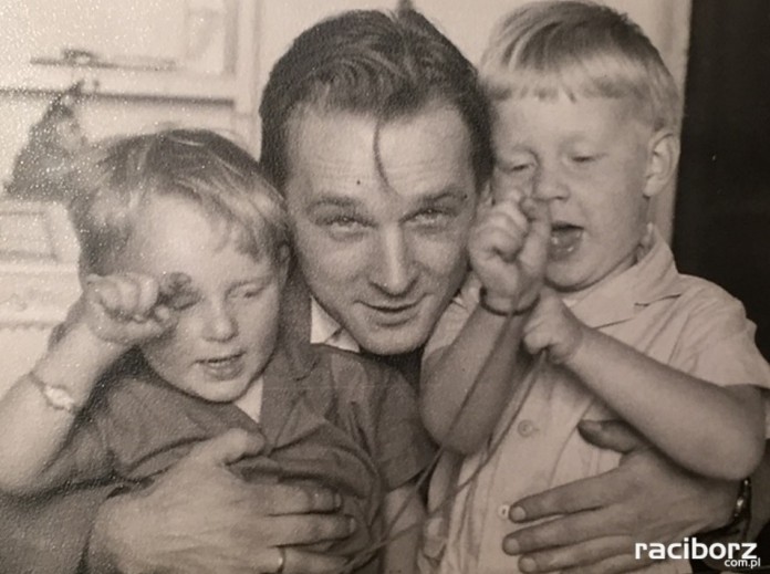 Jan Darowski z synami - arch. rodzinne