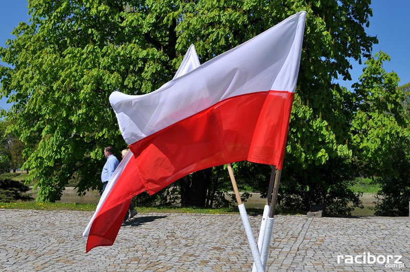 polska flaga raciborz