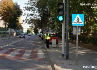 Policja Racibórz. Akcja "NURD": Piesi, kierowcy i rowerzyści ukarani mandatami