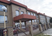 Nędza: Zespół Szkolno-Gimnazjalny z Krajową Odznaką Jakości Szkoła Nędza