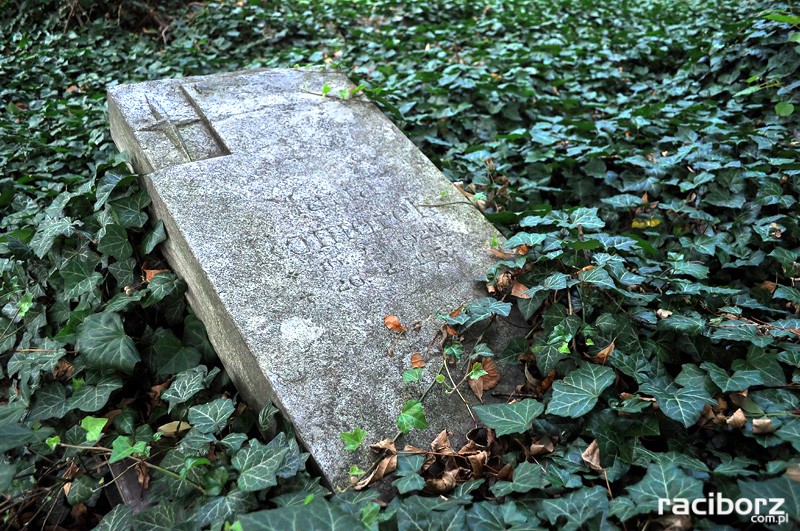 cmentarz raciborz kozielska