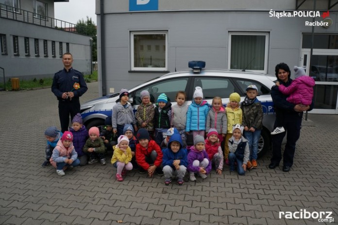 Policja Racibórz: Komendę odwiedziły dzieci z Przedszkola nr 14