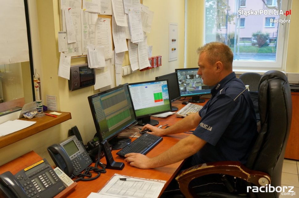 Policja Racibórz: Policja szuka sprawcy potrącenia w Chałupkach