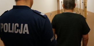 Policja Racibórz: Pijany kierowca chciał wręczyć łapówkę