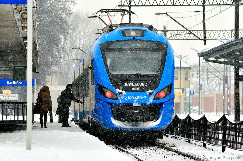 pociag koleje slaskie newag impuls raciborz