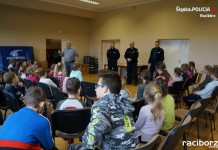 Racibórz: Policjanci odwiedzili Klub Osiedlowy M-5