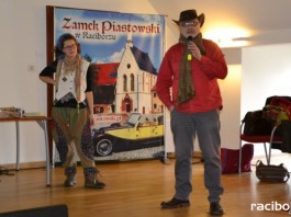 Kasia Czemplik i Robert Czerniak "zarażali" uczniów pasjami na Zamku Piastowskim