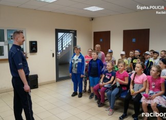 Policja Racibórz: Komendę odwiedzili uczniowie SP nr 1