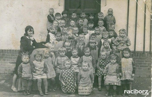 "Ochronka". Helena Jędrzejczyk i Jan Darowski