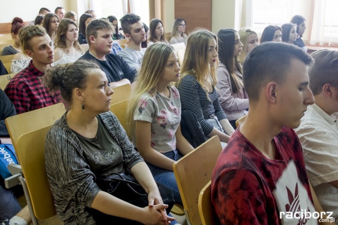 PWSZ Racibórz: Spotkanie w Instytucie Pedagogiki dla szkół średnich