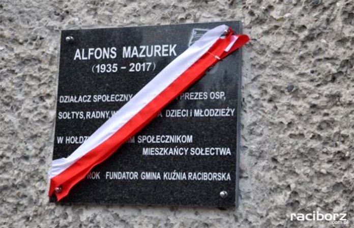 Odsłonięcie tablicy upamiętniającej Alfonsa Mazurka Kuźnia Raciborska