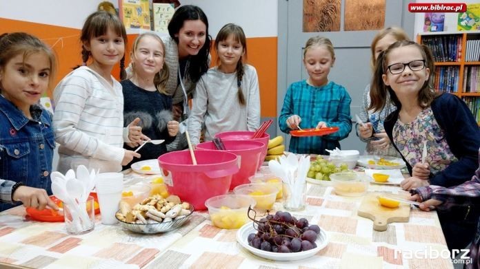 Miniwarsztaty kulinarne w raciborskiej bibliotece