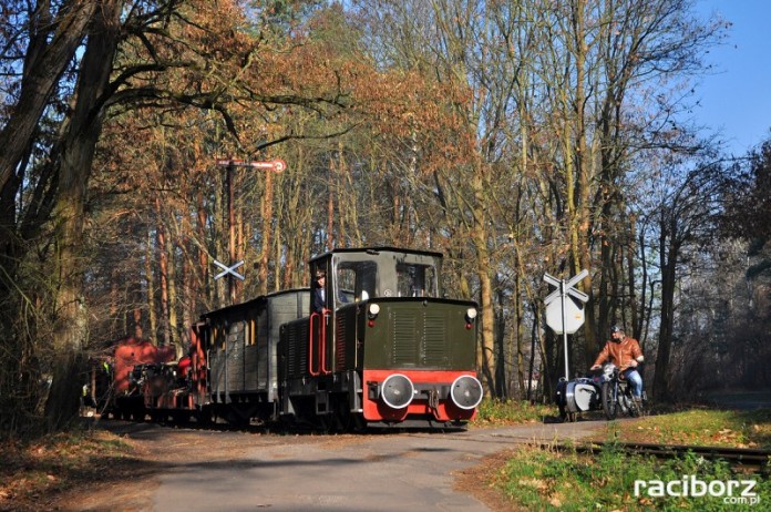 Przejazd dla miłośników kolei i fotografii w Rudach