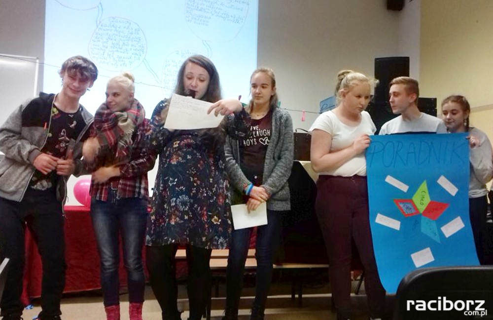 Zajęcia w CKZiU Racibórz oswajaj tygrysa