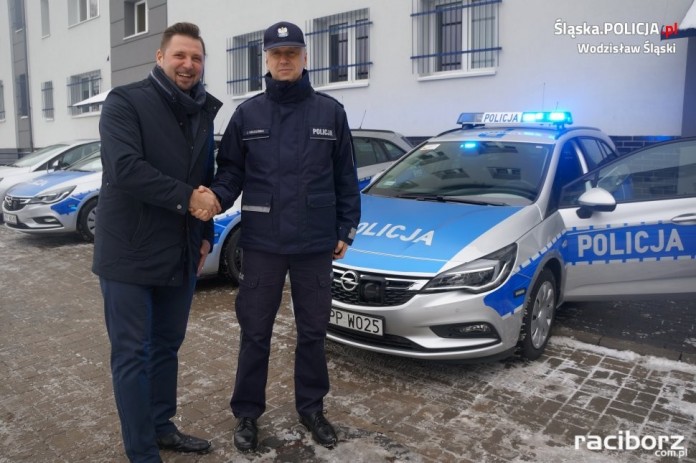 nowe radiowozy policji wodzislaw slaski5