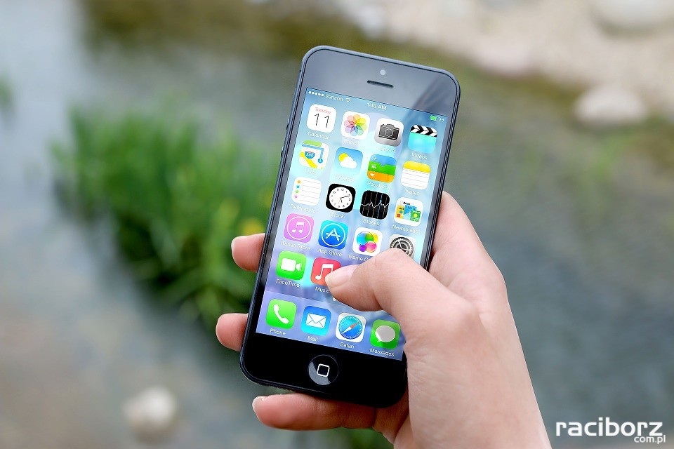 alikacja telefon pixabay