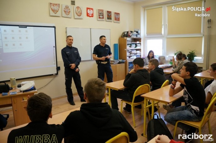 policjanci spotkanie w szkole (4)