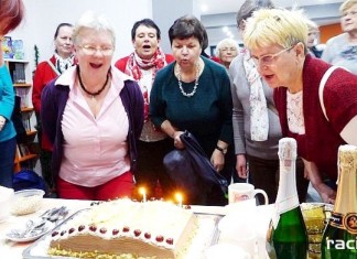 Klub Przyjaciół Biblioteki na Ostrogu świętował piąte urodziny