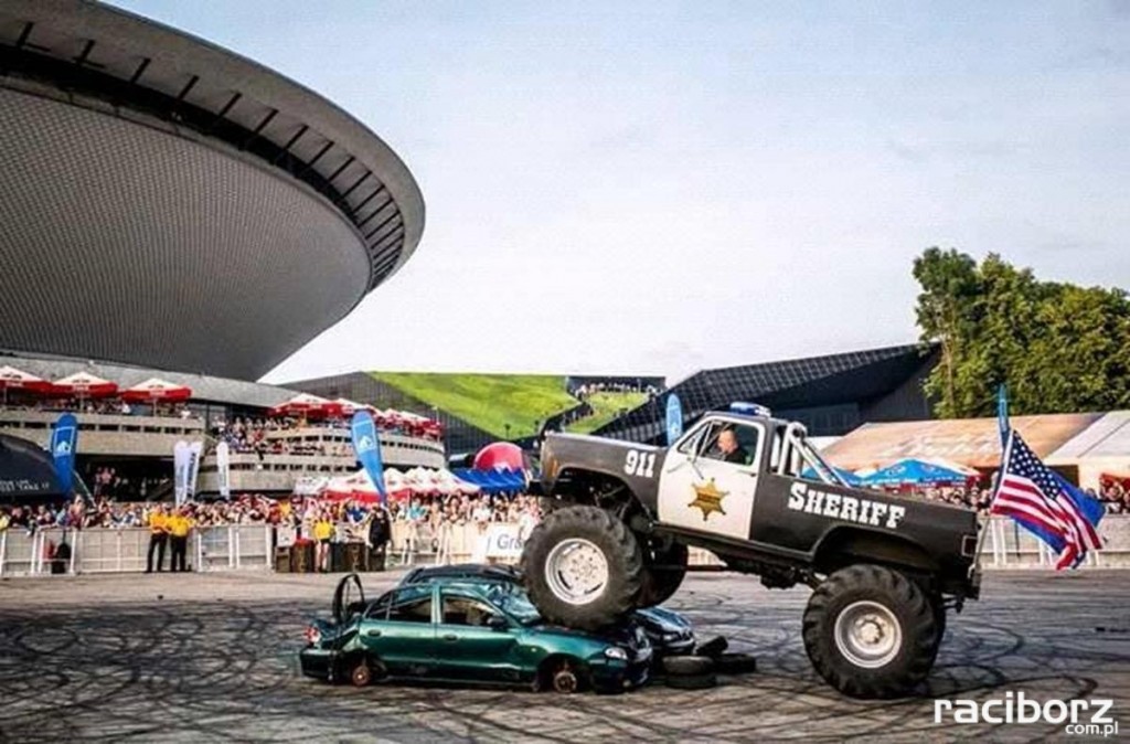 monster truck raciborz pokaz (25)