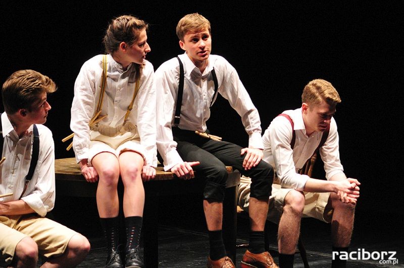 Noc Teatrów z Tetraedrem