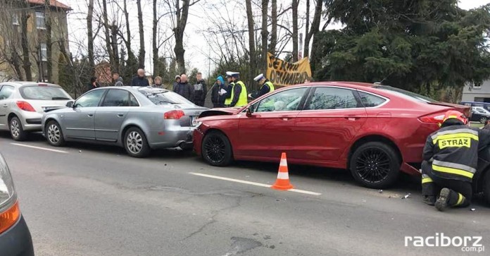 wypadek pszow wodzislaw zderzenie wyr