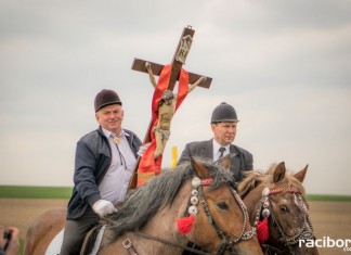 Wielkanocna procesja konna w Bieńkowicach