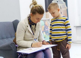 Eliza Piotrowska odwiedziła raciborską bibliotekę