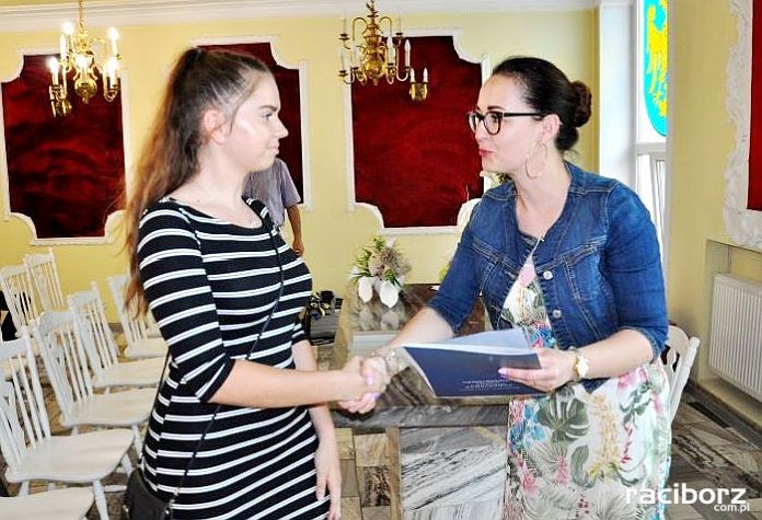 Najlepsi absolwenci nagrodzeni