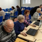 Bezpłatny kurs komputerowy dla seniorów w raciborskiej bibliotece