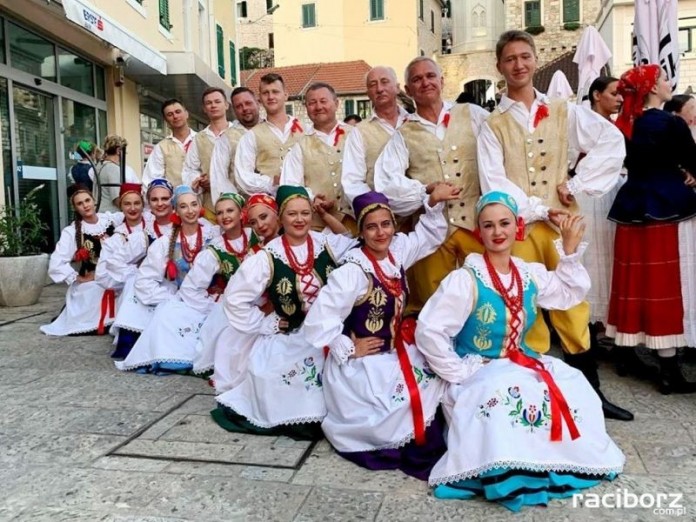 Udane wspólne taneczne wakacje Źródła i Bajtla