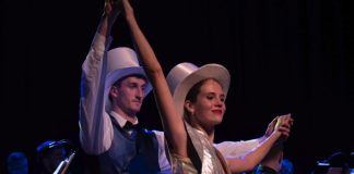 pod dachami paryza raciborz rck 2