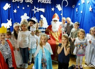 Jasełka i wiersze na śląską nutę w przedszkolu w Grzegorzowicach