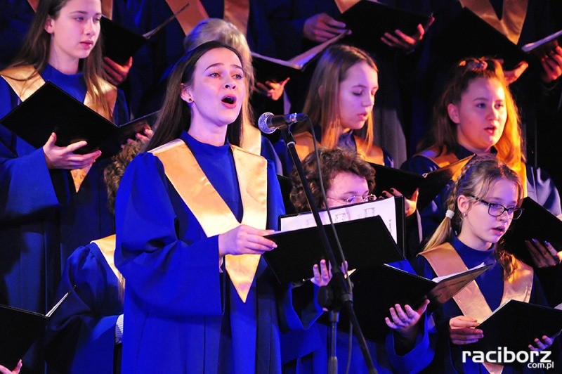 Chór Bel Canto wystąpił w Strzesze