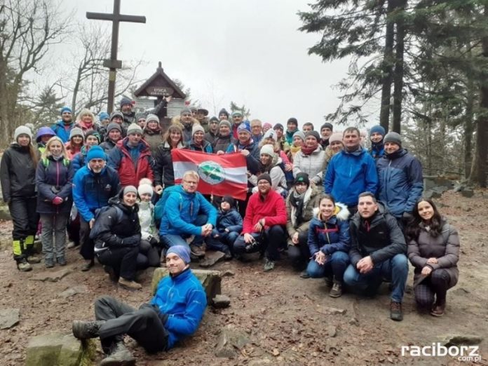 PTTK Racibórz zorganizował wyprawę na Łysicę