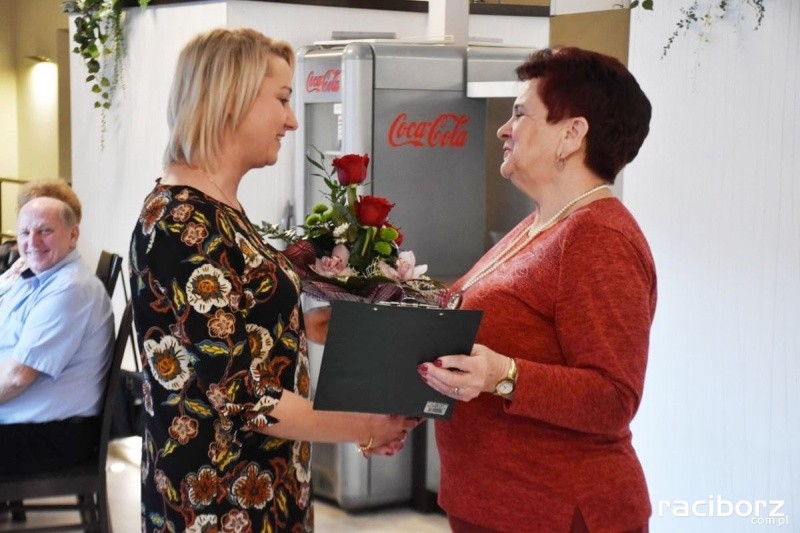 Seniorzy z Krzyżanowic świętowali Dzień Babci i Dziadka