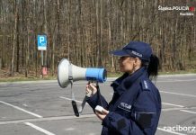 Policjanci w Raciborzu apelują do mieszkańców o pozostanie w domach