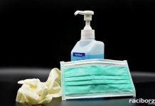 maska mydlo rekawiczki