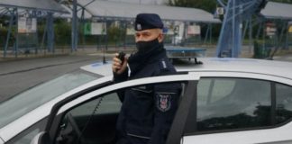 koronawirus policja