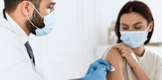 koronawirus szczepienia