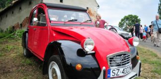 zlot pojazdow zabytkowych slawikow