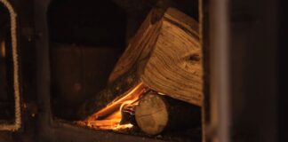 drewno ogien piec