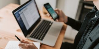 praca biznes komputer