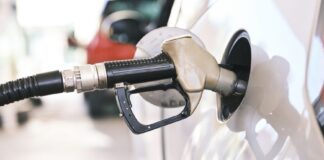 benzyna paliwo samochod